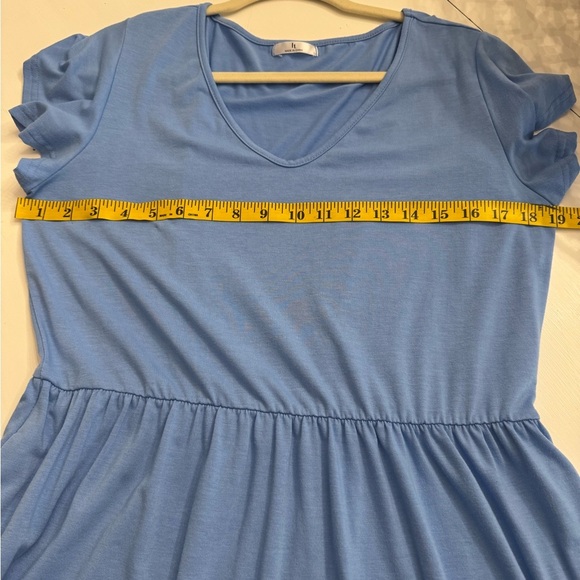 Floral and Solid Blue Dresses - Picture 4 of 7